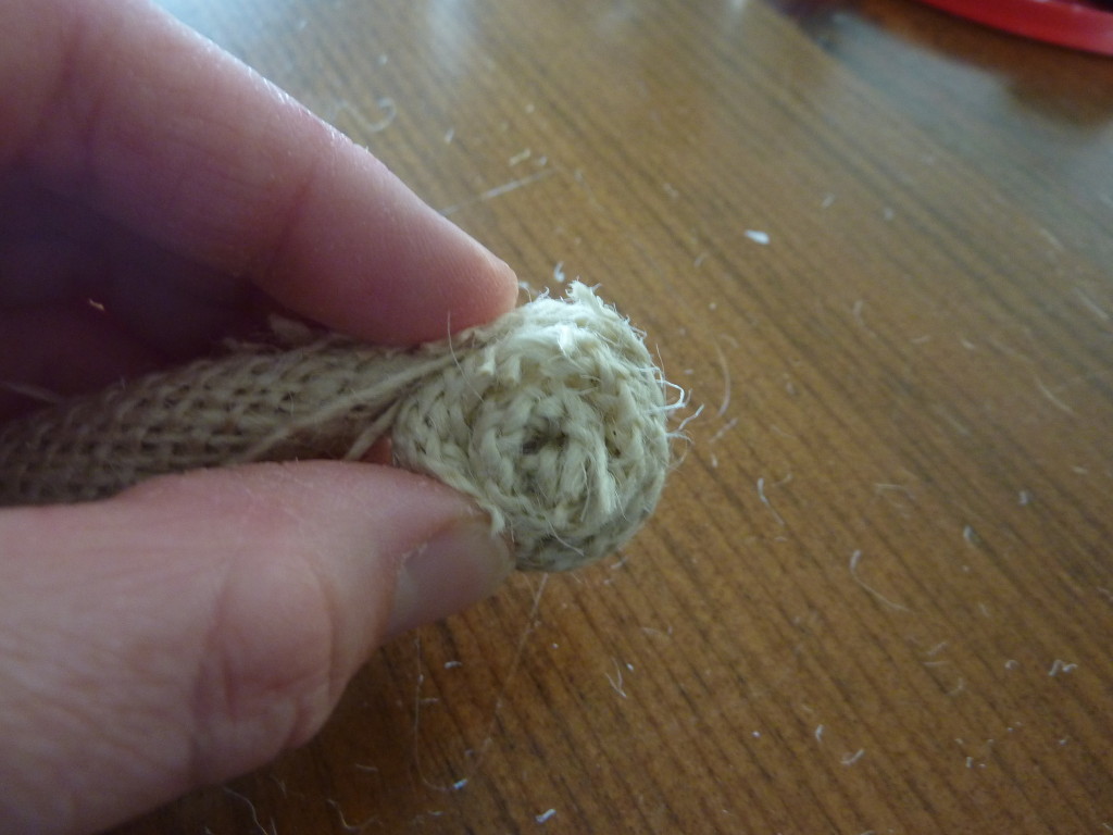 Up close picture of the rolled burlap.
