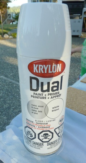 Krylon white spray paint for nautical stool at The Happy Housie