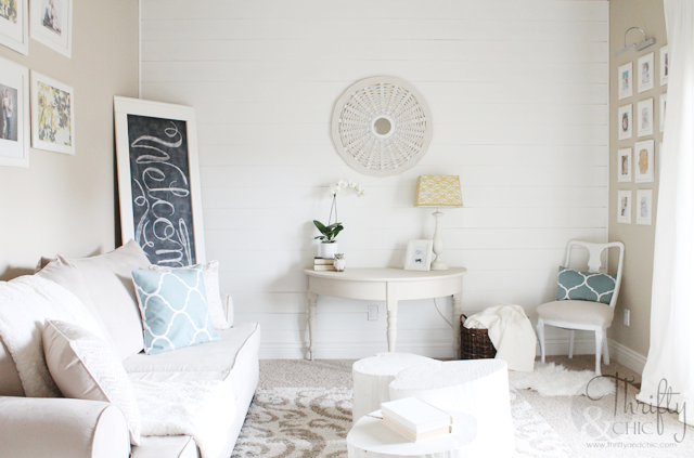 Thrifty and Chic almost all white room with small touches of spring.