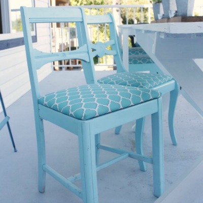 How to Turn Thrift Store Finds into an Outdoor Dining Set