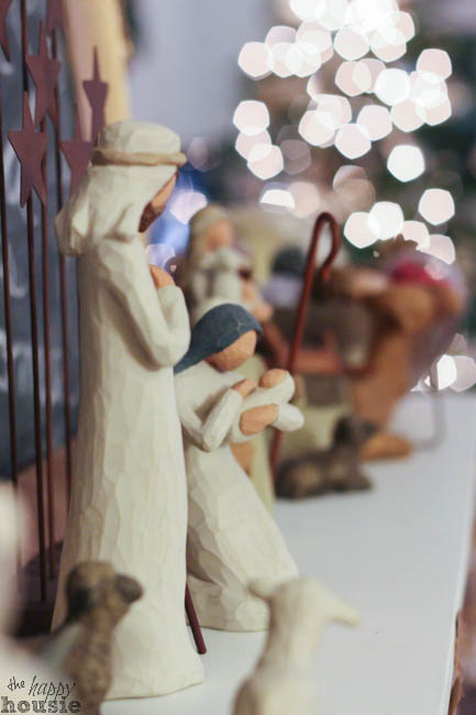 Up close picture of the nativity scene.