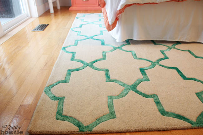 Master Bedroom Rug from Rugs USA Trellis Green in the bedroom.