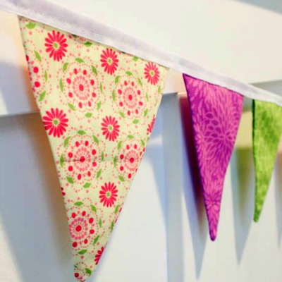 How to Sew a Simple Double-Sided DIY Pennant Banner