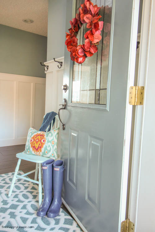 Come on tour this cheery fall front porch and entry hall Fall Home Tour Part 2 at thehappyhousie.com-9
