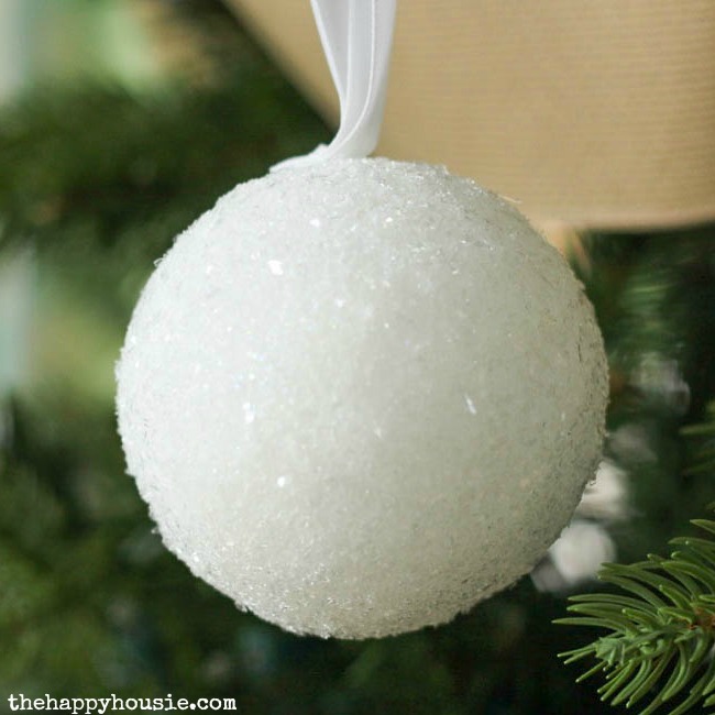 Simple & Stunning DIY Snowball Ornaments