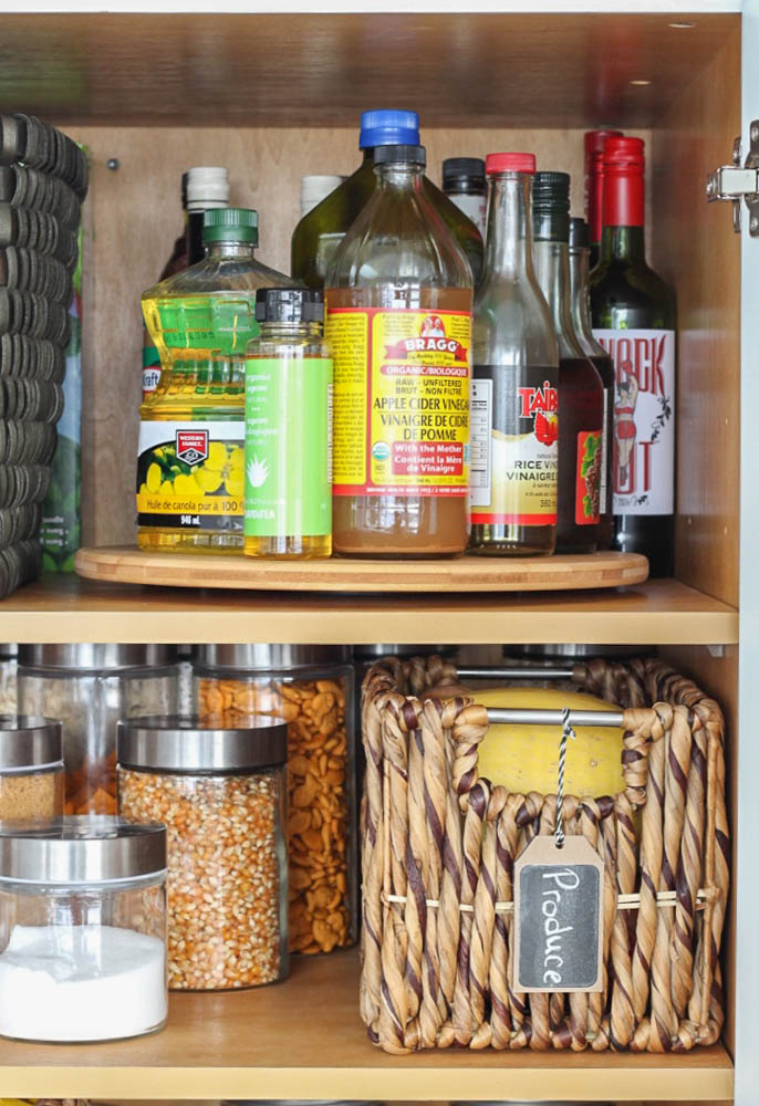 How to Organize Your Pantry and Why Even Bother with Free Printable Shopping List and Weekly Meal Planning Sheets at thehappyhousie.com-1
