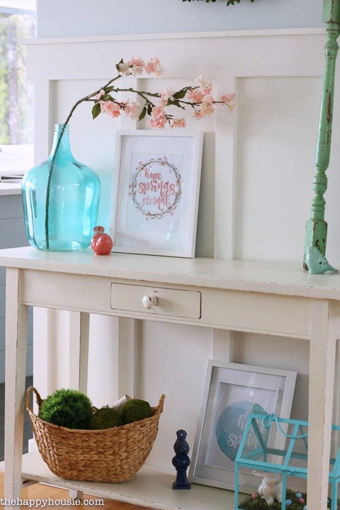Sofa table makeover tutorial with Country Chic Chalk Paint at the happy housie