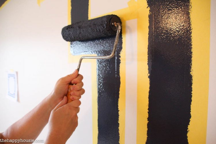 Fresh Fab Family Room How To Paint A Bold Feature Wall The Happy fresh-fab-family-room-how-to-paint-a-bold-feature-wall-the-happy