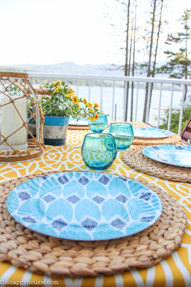 Outdoor Dining Area and Cheery Lakefront Outdoor Tablescape at the happy housie-6