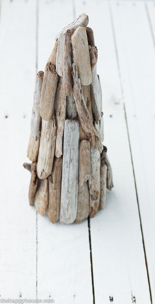 The driftwood all gued together.