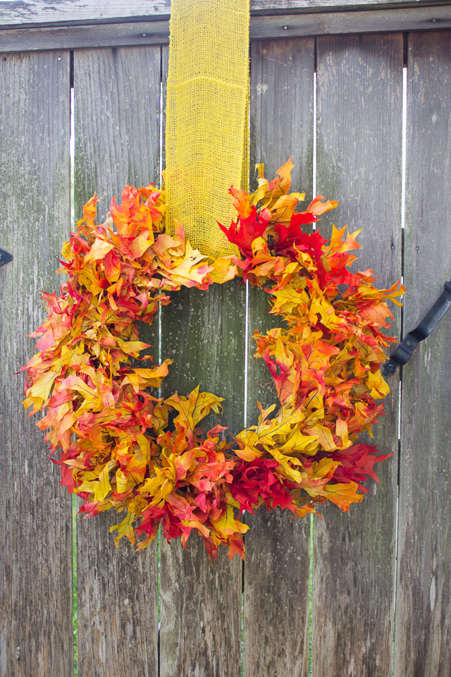 Fantastic DIY Fall Wreaths Fall-Leaf-Wreath-1