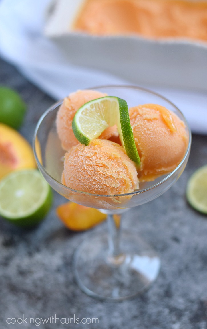 Sweet Summer Treats This-refreshing-Peach-Margarita-Sorbet-is-the-perfect-summer-treat-cookingwithcurls.com_
