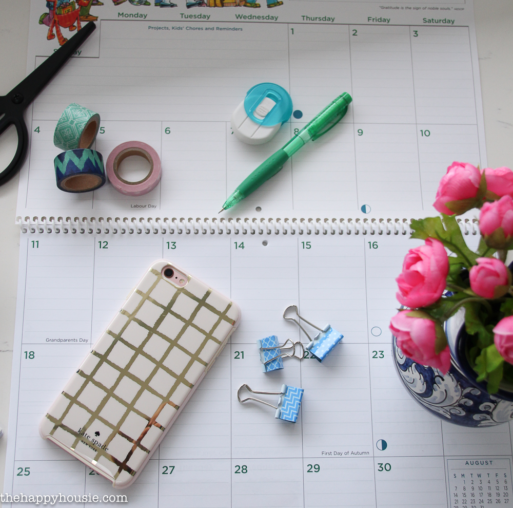 How to Stay Organized with Calendars and Planners -6