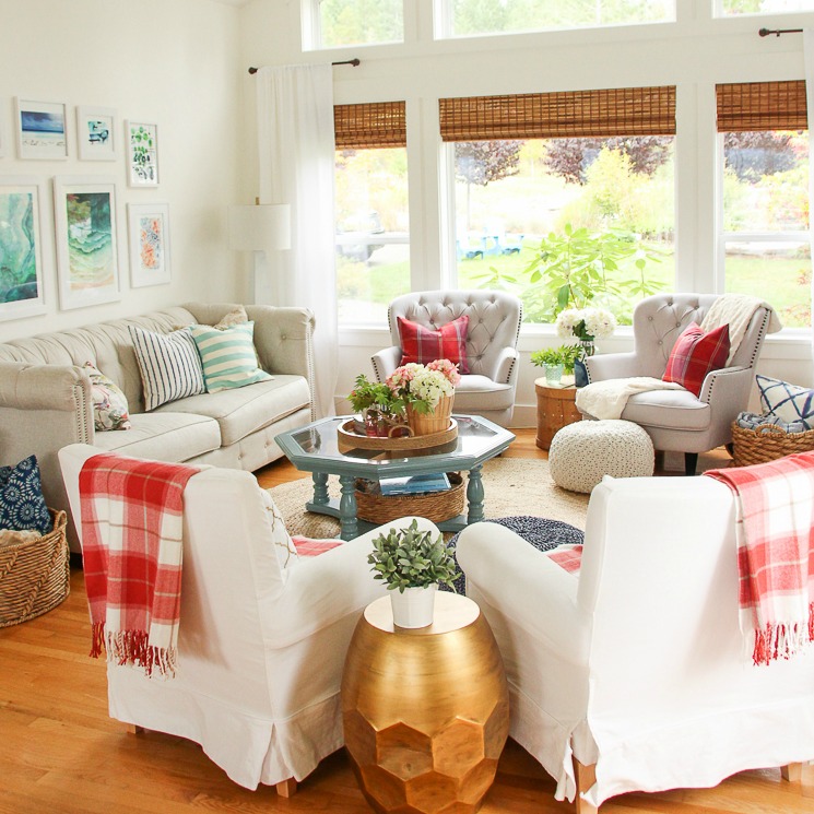 Bright & Airy Lake House Fall Home Tour {Part 1}