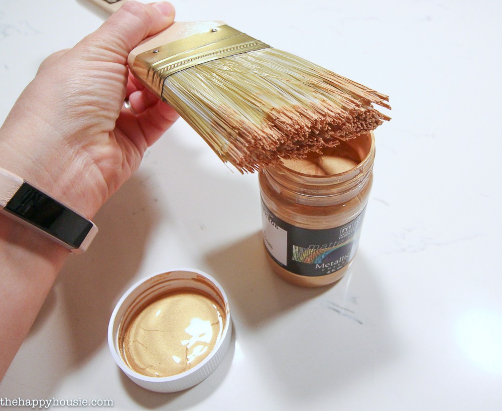 how-to-create-a-faux-aged-finish-with-modern-masters-matte-mettallic-paint-1-2
