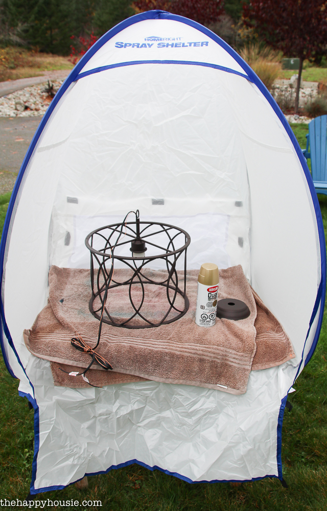 never-make-a-mess-while-spray-painting-again-with-the-super-easy-to-set-up-and-portable-homeright-spray-shelter-5