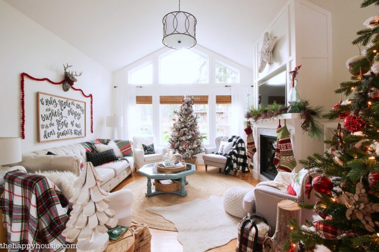 Classic Christmas Living Room Tour | The Happy Housie