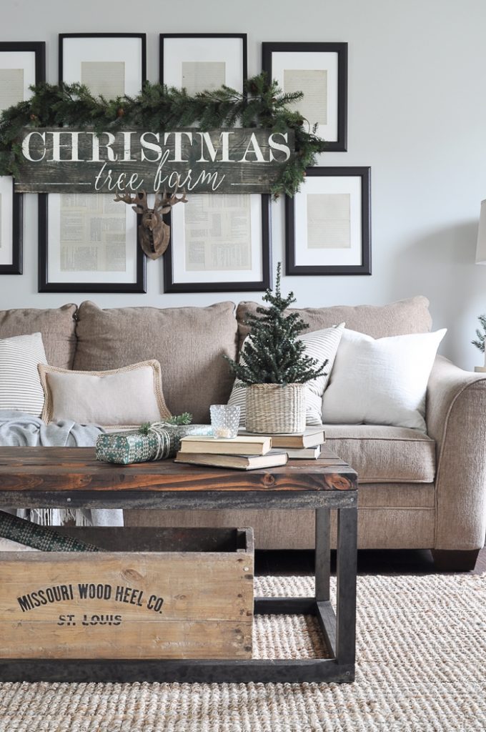 Rustic Natural & Neutral Christmas Style Series | The Happy Housie