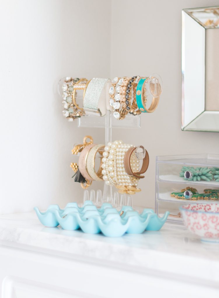 25 Ingenious Jewelry Organization Ideas | The Happy Housie