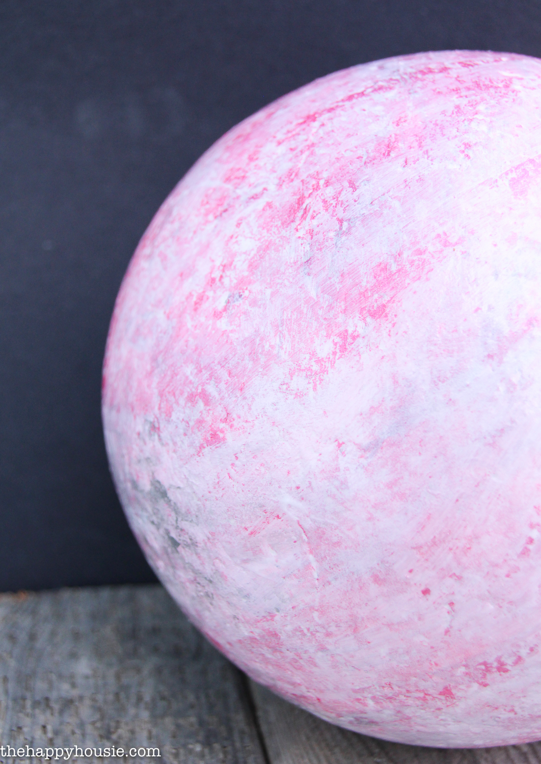 Up close of the textured painted sphere.
