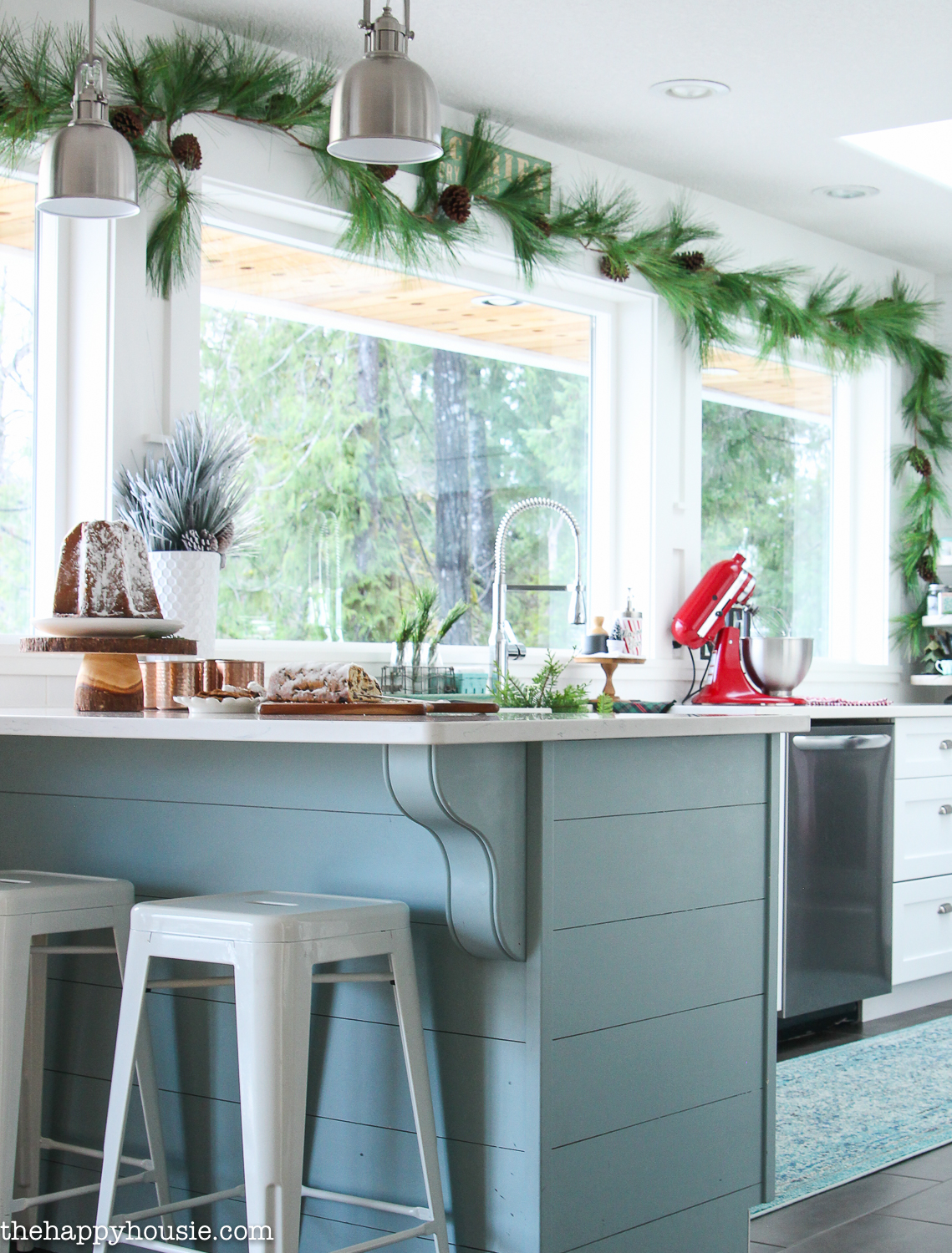 A look at the decorated kitchen.