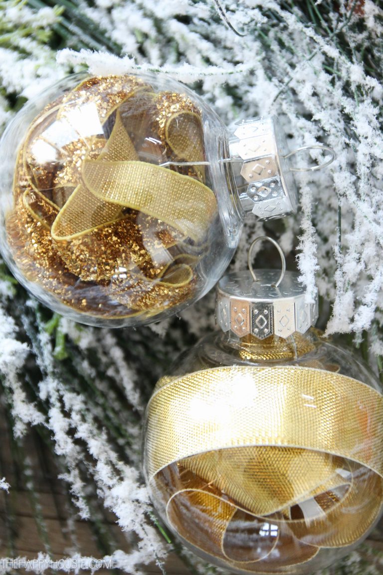 DIY Stuffed Clear Plastic Christmas Ornaments | The Happy Housie