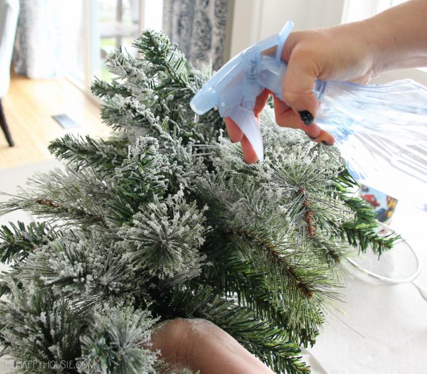 Tree Flocking Spray How to Flock a Christmas Tree | The Happy Housie