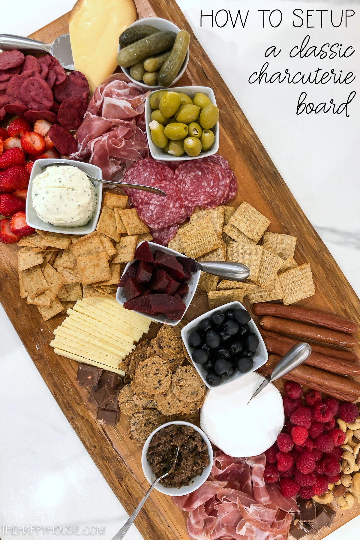 How to setup a classic charcuterie board graphic.