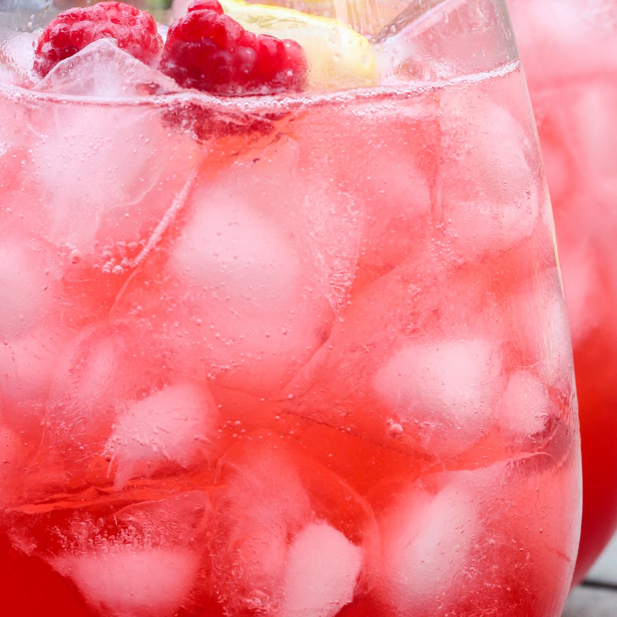 Homemade Raspberry Gin Gin Raspberry Soda with Homemade Sugar-Free Simple Syrup | The Happy Housie