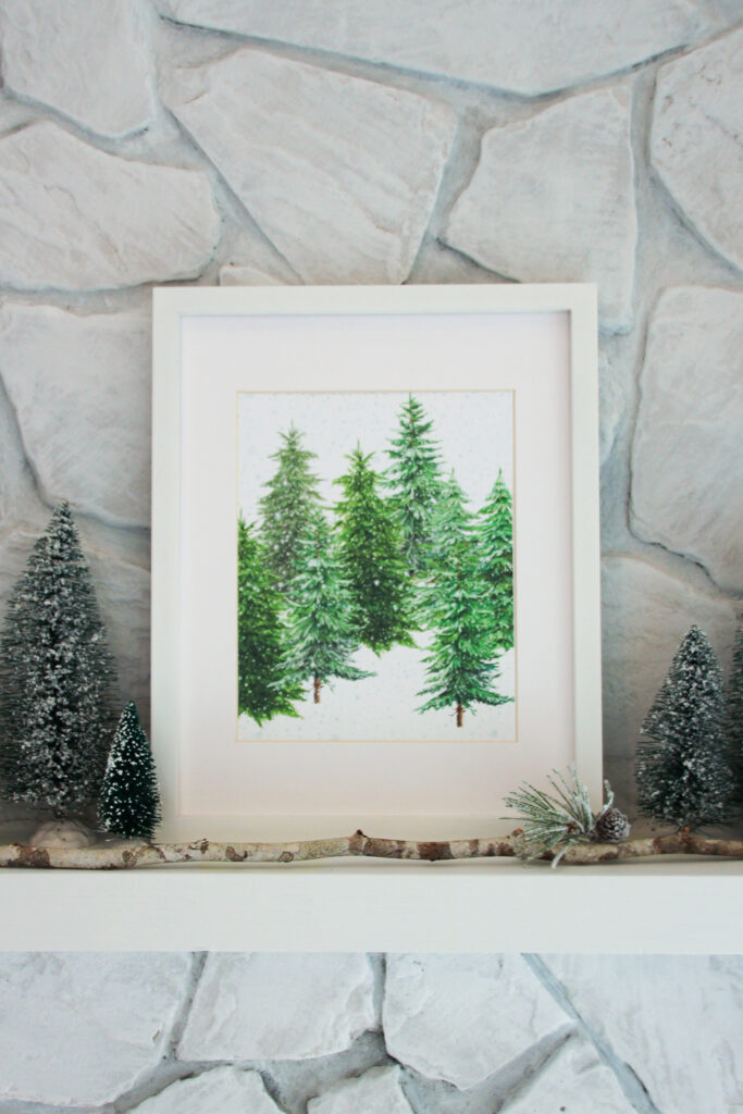 Free Christmas Printables for Thrifty Holiday Decorating | The Happy Housie
