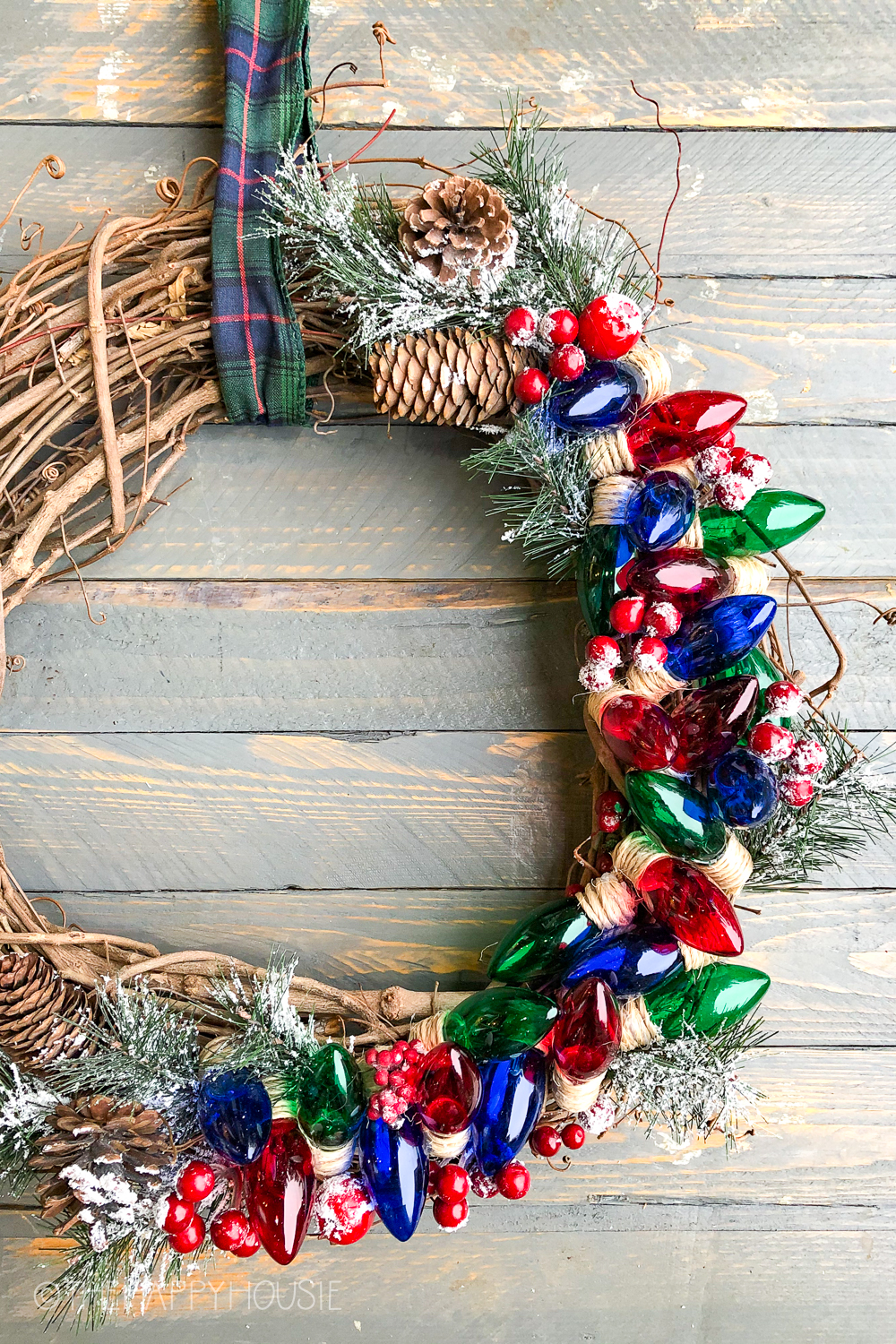 Vintage Christmas Lights DIY Holiday Wreath
